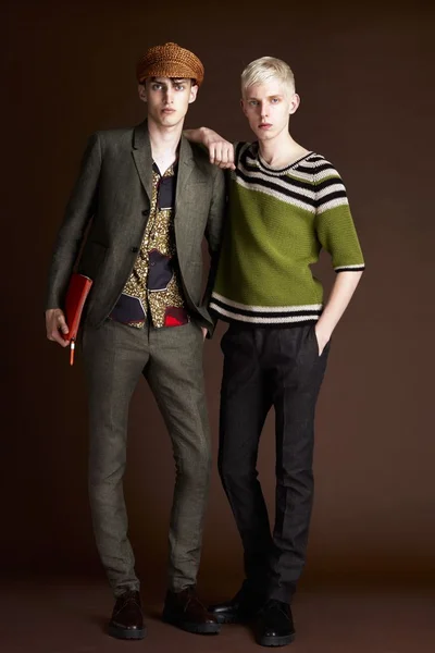 Look 18